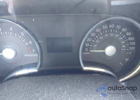 2010 Mercury Mountaineer Premier z USA, uszkodzony, nr VIN 4M2EN4J80AUJ07007